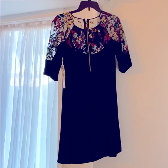 Velvet dress - Picture 2 of 4